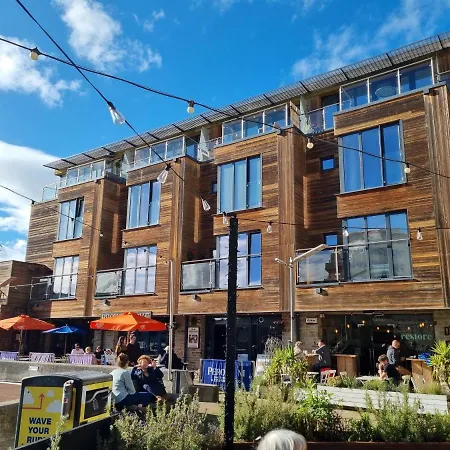 The Boat House Apartment By Cliftonvalley Apartments Bristol Exterior foto