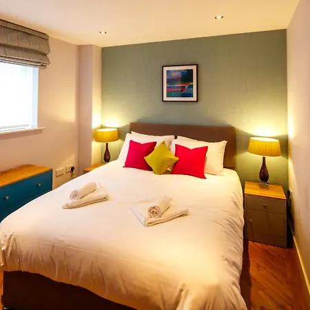 The Boat House Apartment By Cliftonvalley Apartments Bristol Exterior foto